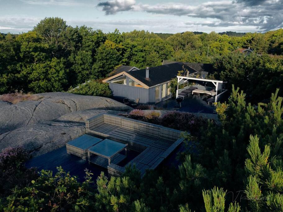 Fantastic Sea Cottage On Justoya Island, Lillesand Exteriér fotografie